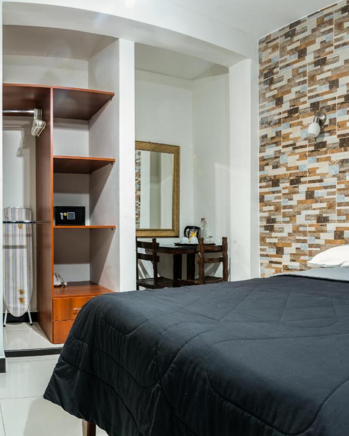 Hospedaje Gran Imperial ตุมเบส ภายนอก รูปภาพ