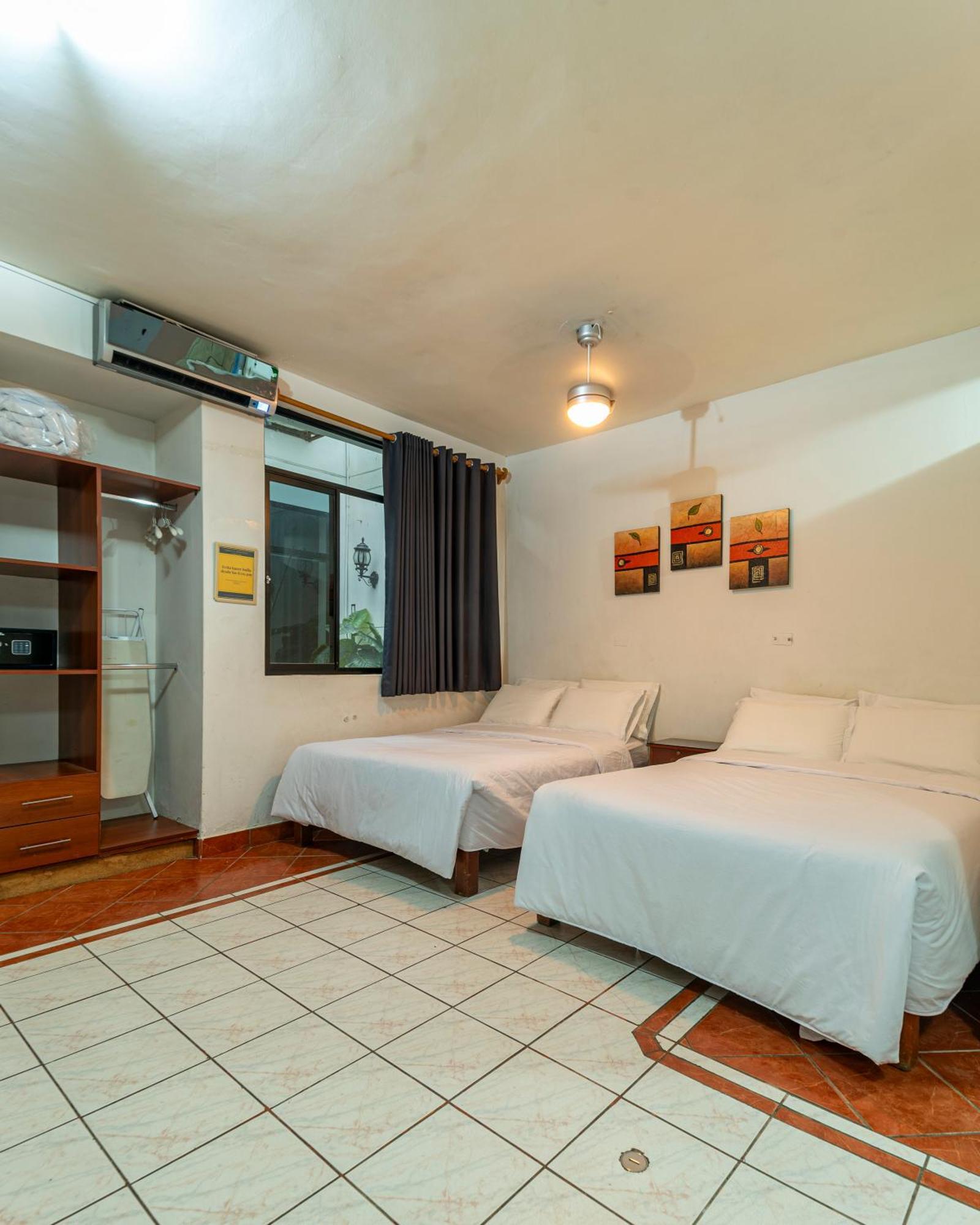 Hospedaje Gran Imperial ตุมเบส ภายนอก รูปภาพ